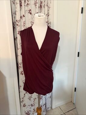 41 Hawthorn Sleeveless Faux-Wrap Camisole in Burgundy